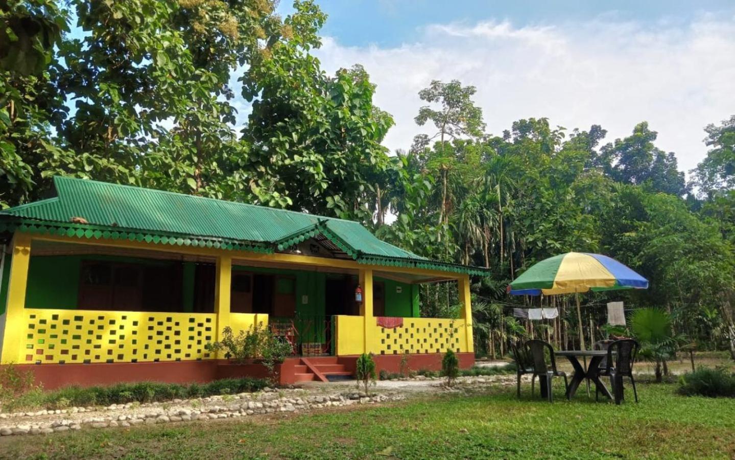Leo Jungle Retreat By Stayapart , Jaldapara Madari Hat Ngoại thất bức ảnh